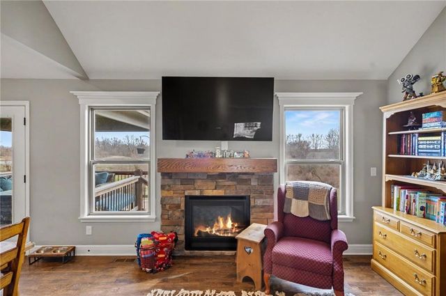 16699 Dana Lane, Leavenworth, KS 66048