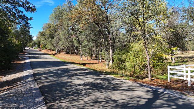 Natalie Way, Redding, CA 96003