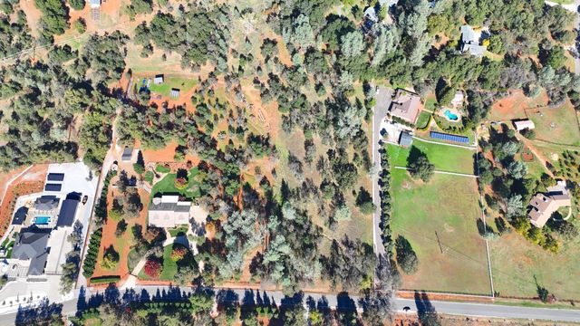 Natalie Way, Redding, CA 96003