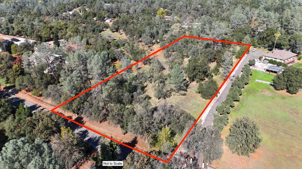 Natalie Way, Redding, CA 96003