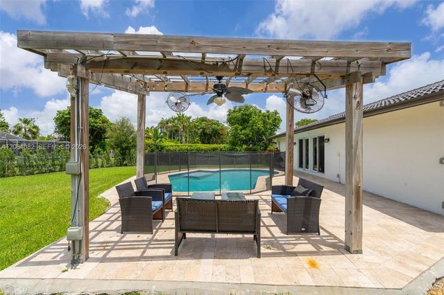 10661 NW 43rd Court, Coral Springs, FL 33065