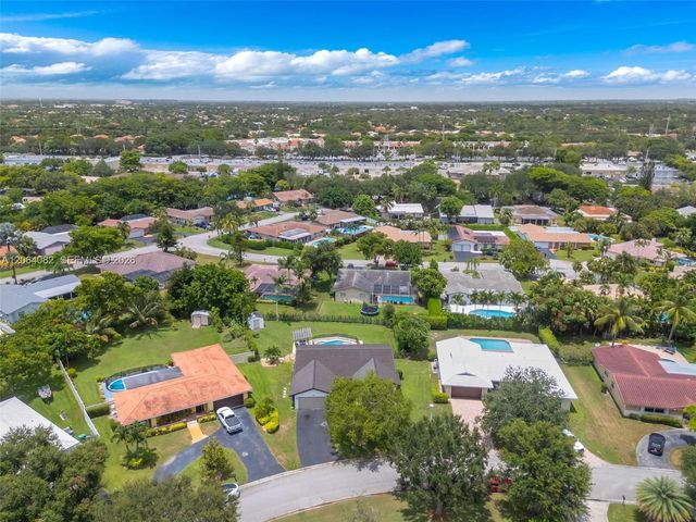 10661 NW 43rd Court, Coral Springs, FL 33065