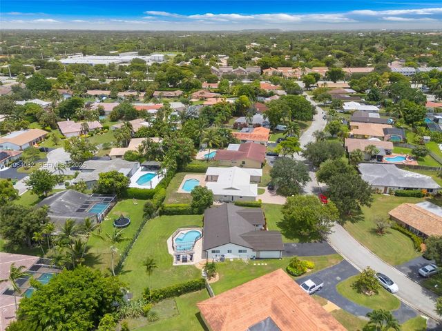 10661 NW 43rd Court, Coral Springs, FL 33065