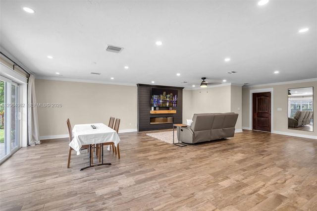 10661 NW 43rd Court, Coral Springs, FL 33065