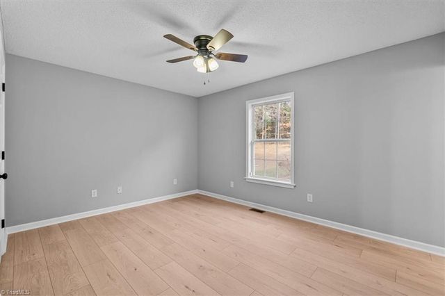 23 Thomasville High Drive, Thomasville, NC 27360