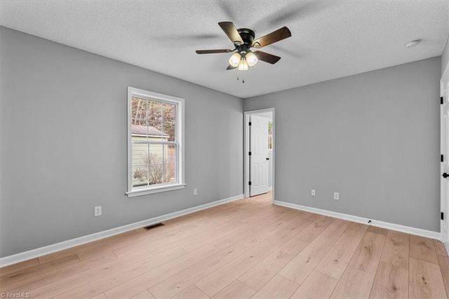 23 Thomasville High Drive, Thomasville, NC 27360