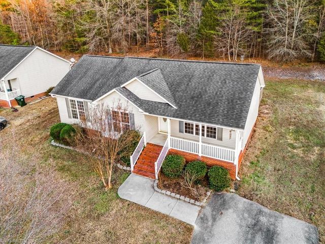 23 Thomasville High Drive, Thomasville, NC 27360