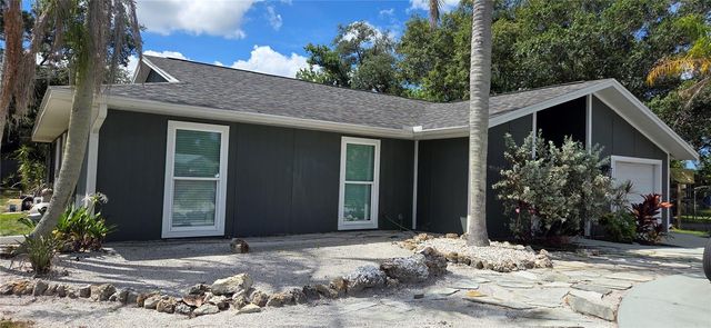 221 DADE AVENUE, Sarasota, FL 34232