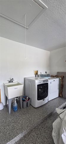 221 DADE AVENUE, Sarasota, FL 34232