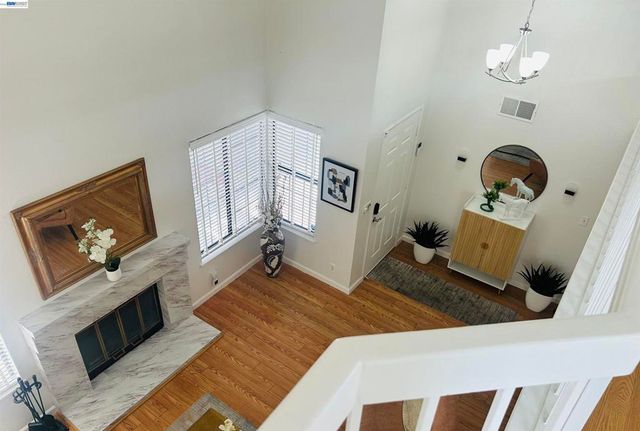 3560 McSherry Way, Alameda, CA 94502
