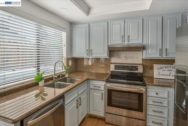 3560 McSherry Way, Alameda, CA 94502
