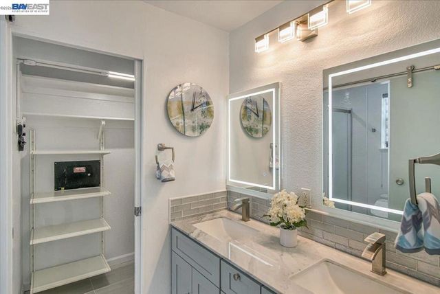 3560 McSherry Way, Alameda, CA 94502