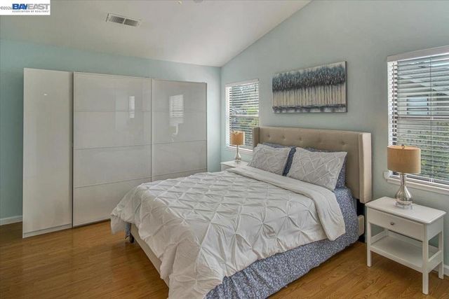3560 McSherry Way, Alameda, CA 94502