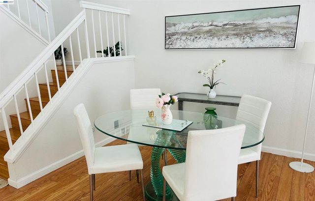 3560 McSherry Way, Alameda, CA 94502