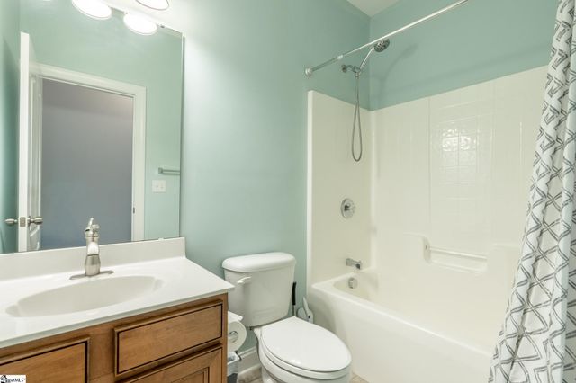 3 Cedarhill Court, Simpsonville, SC 29681