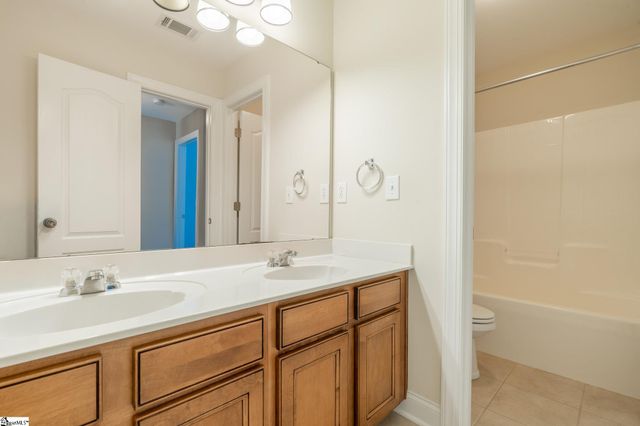 3 Cedarhill Court, Simpsonville, SC 29681