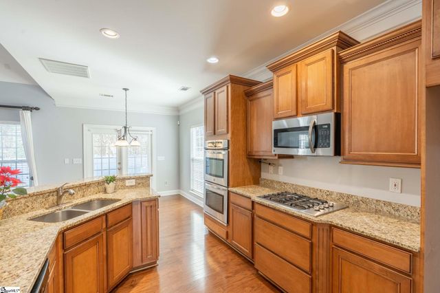 3 Cedarhill Court, Simpsonville, SC 29681