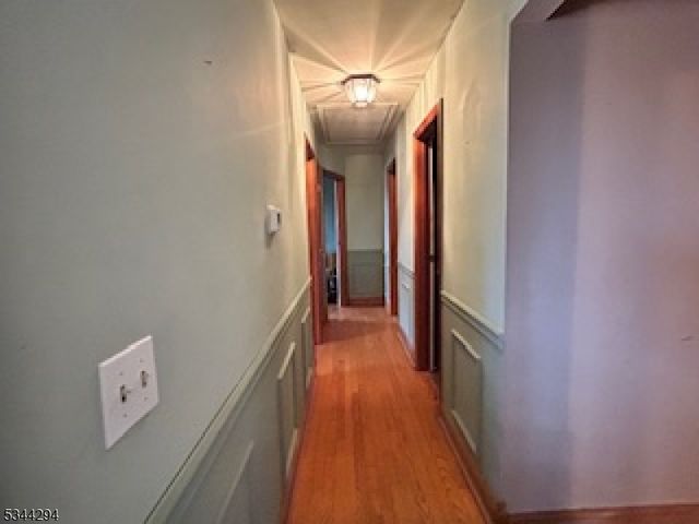 422 W Hill Rd, Glen Gardner Boro, NJ 08826