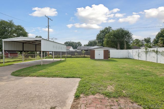 116 N 43rd West Avenue, Tulsa, OK 74127