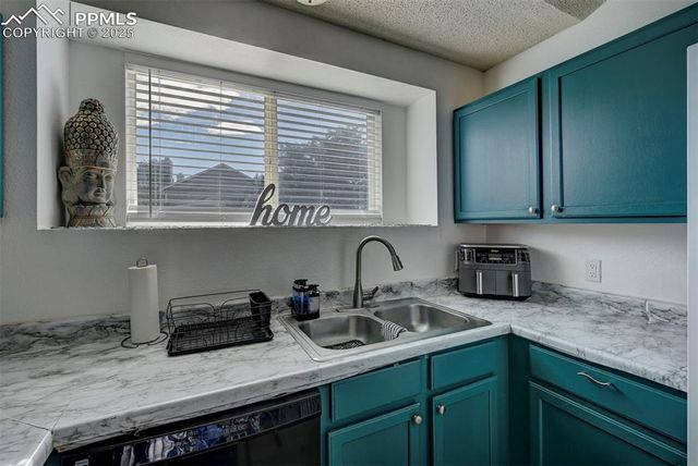 4801 Live Oak Drive, Colorado Springs, CO 80916