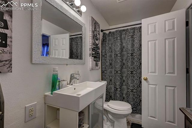 4801 Live Oak Drive, Colorado Springs, CO 80916