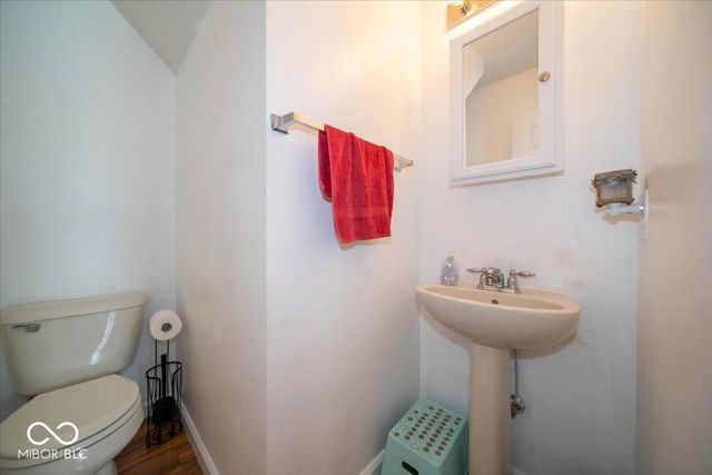 2122 Bridlewood Drive, Franklin, IN 46131
