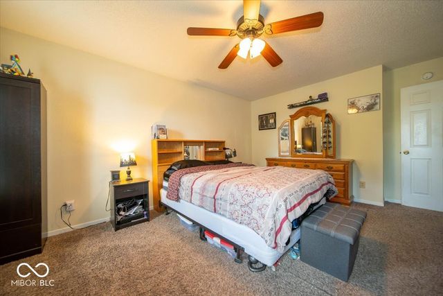 2122 Bridlewood Drive, Franklin, IN 46131