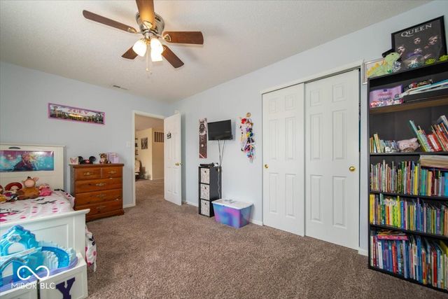 2122 Bridlewood Drive, Franklin, IN 46131