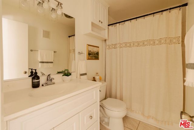 5860 Benner Street 107, Los Angeles, CA 90042