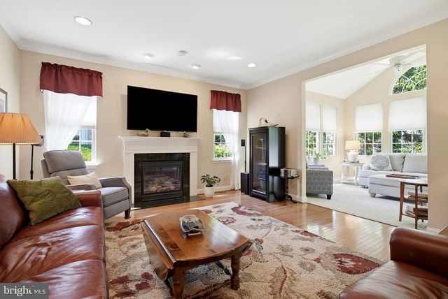265 COUNTRY CLUB DR, Telford, PA 18969