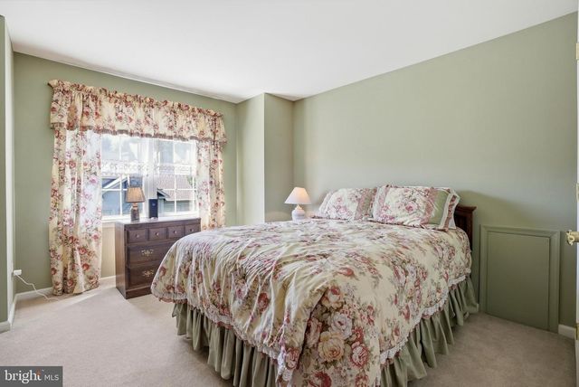 265 COUNTRY CLUB DR, Telford, PA 18969