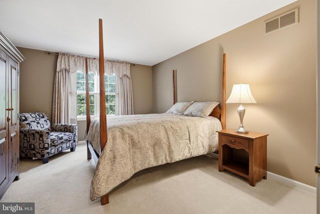 265 COUNTRY CLUB DR, Telford, PA 18969