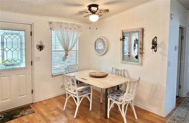 102 AMERICANA COURT NE 206, St Petersburg, FL 33702