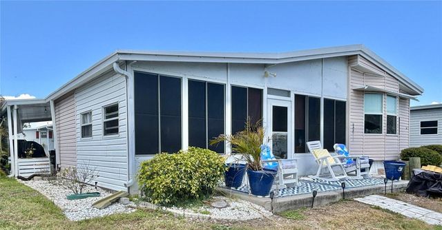 102 AMERICANA COURT NE 206, St Petersburg, FL 33702