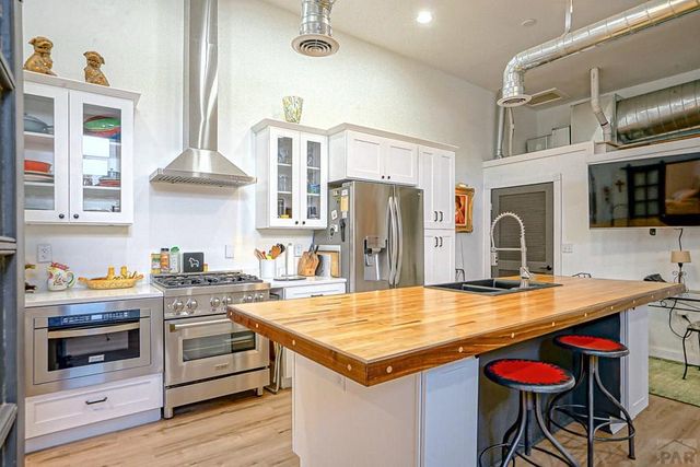 203 S Main St, La Veta, CO 81055