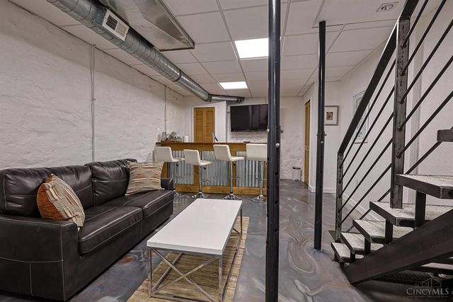 20 W 13th Street, Cincinnati, OH 45202