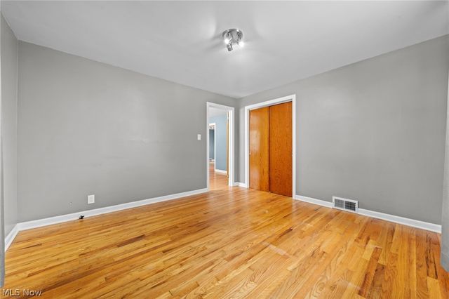 1772 High Street, Cuyahoga Falls, OH 44221