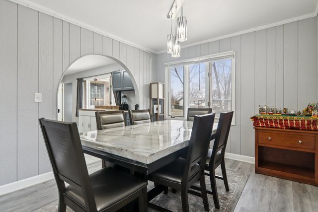 1625 Dennison Road, Hoffman Estates, IL 60169