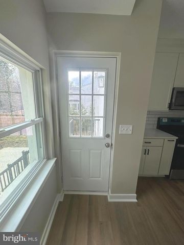 9305 COLESVILLE RD, Silver Spring, MD 20901