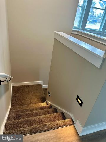 9305 COLESVILLE RD, Silver Spring, MD 20901