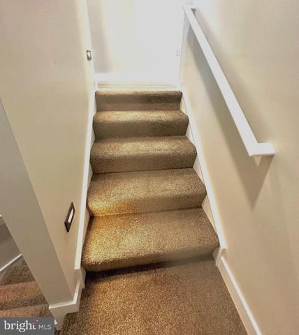 9305 COLESVILLE RD, Silver Spring, MD 20901