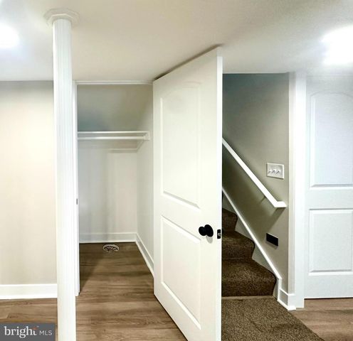 9305 COLESVILLE RD, Silver Spring, MD 20901