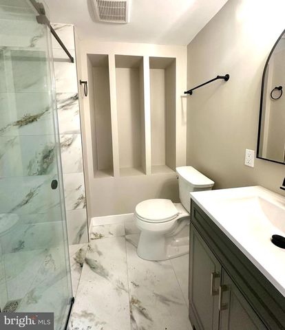 9305 COLESVILLE RD, Silver Spring, MD 20901