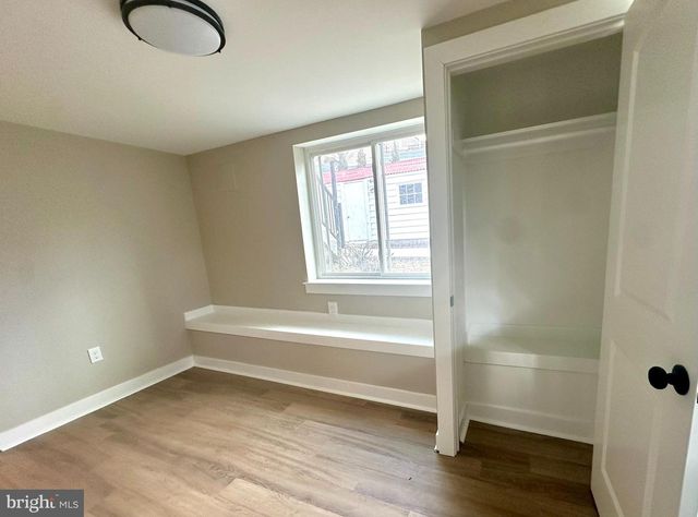 9305 COLESVILLE RD, Silver Spring, MD 20901