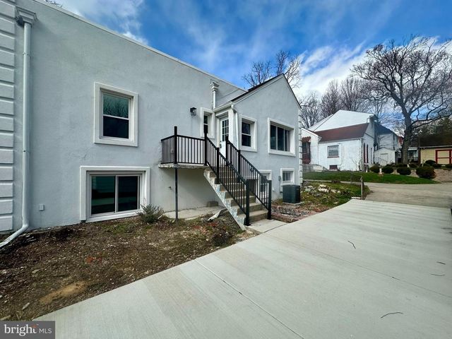 9305 COLESVILLE RD, Silver Spring, MD 20901