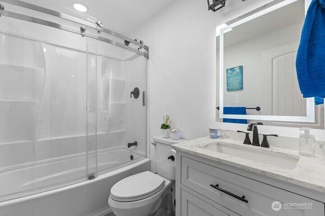 28615 14th Avenue S, Federal Way, WA 98003