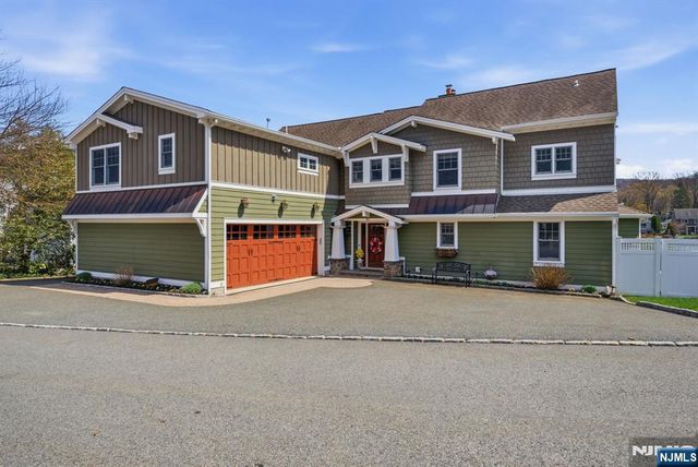 84 W Shore Road, Denville Township, NJ 07834