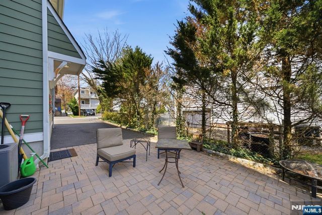 84 W Shore Road, Denville Township, NJ 07834