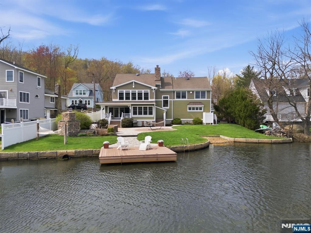 84 W Shore Road, Denville Township, NJ 07834