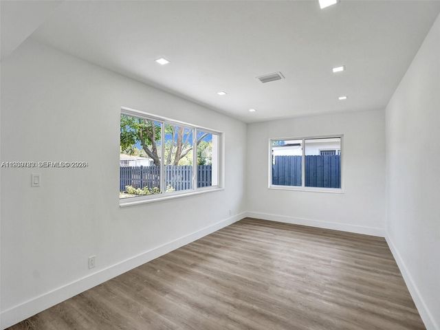 1609 NW 7th Ter, Fort Lauderdale, FL 33311